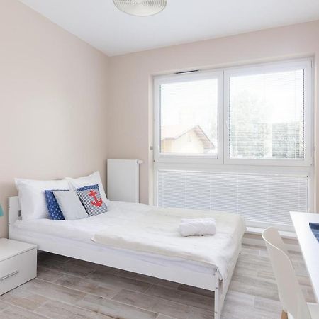 Metro Wilanowska Comfortable Apartment Varşovia Exterior foto