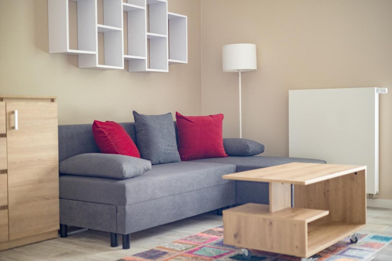 Metro Wilanowska Comfortable Apartment Varşovia Exterior foto
