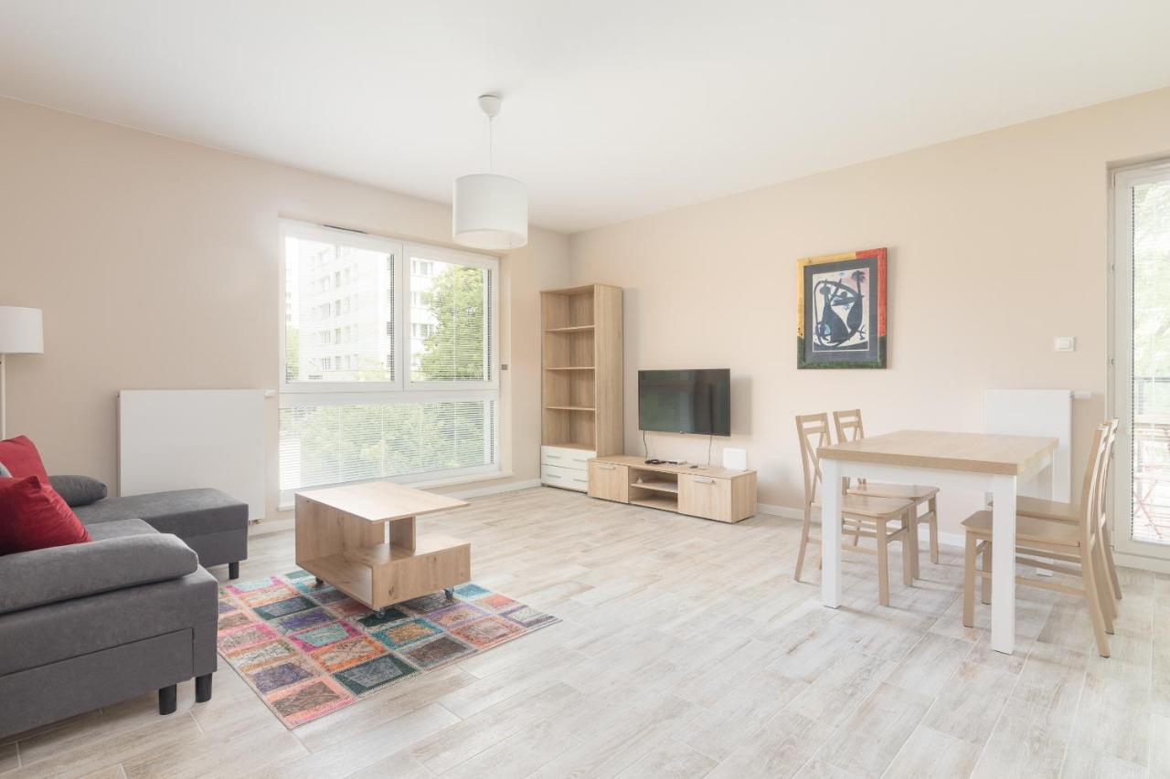 Metro Wilanowska Comfortable Apartment Varşovia Exterior foto
