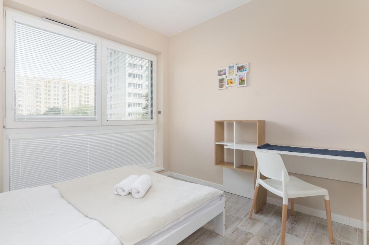 Metro Wilanowska Comfortable Apartment Varşovia Exterior foto