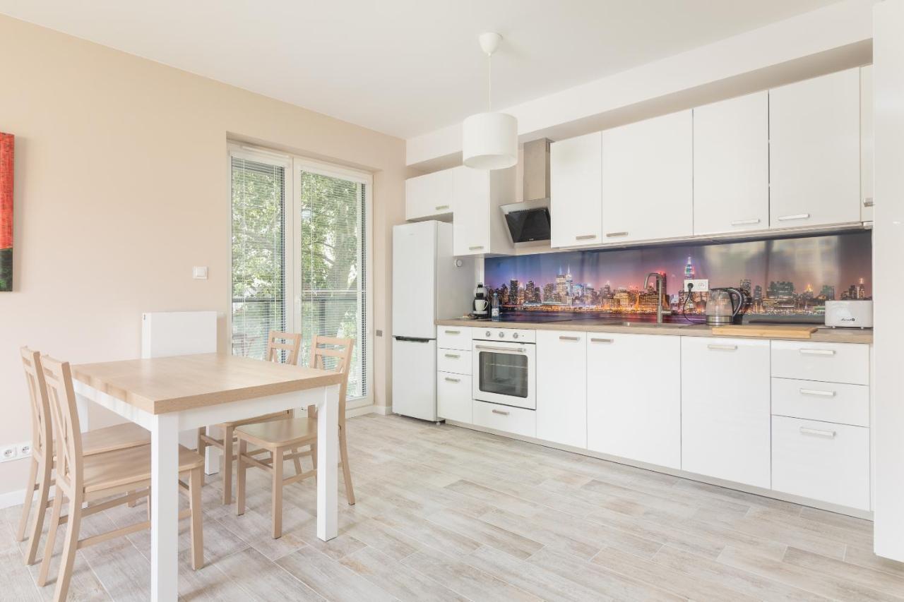 Metro Wilanowska Comfortable Apartment Varşovia Exterior foto